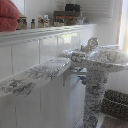 Panzió Luxury Next To Eiffel Tower In The Center Of - 4*