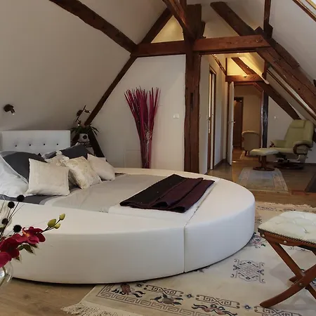 Luxury Next To Eiffel Tower In The Center Of - Panzió