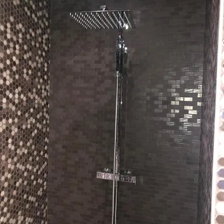 לינה וארוחת בוקר Luxury Next To Eiffel Tower In The Center Of - פריז